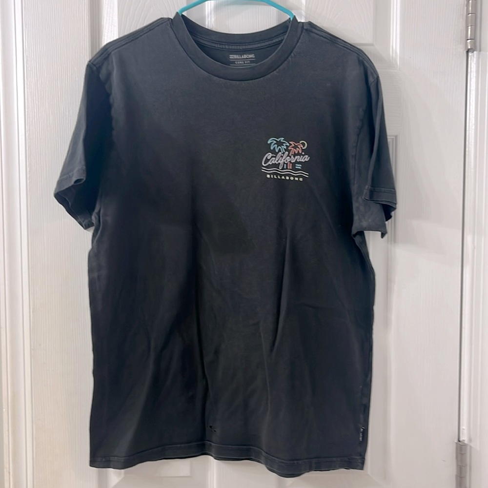 Men’s size Medium Billabong Tshirt